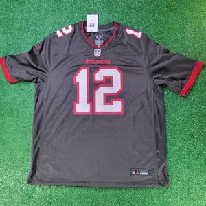 Nike Tampa Bay Buccaneers Tom Brady #12 Football Jersey Size XL Men's Grey Red